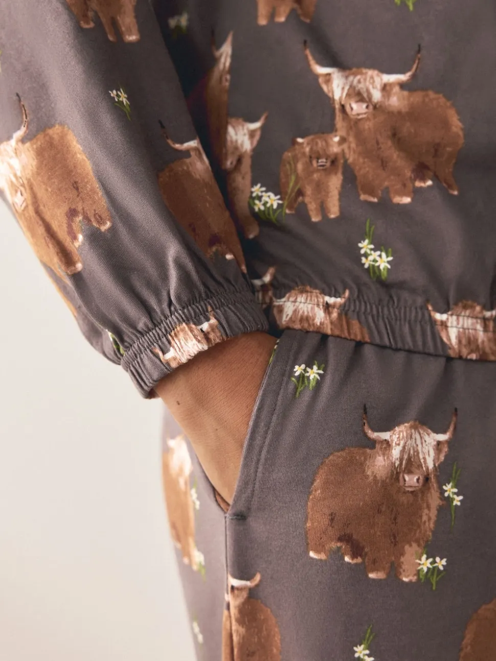Houtskoolgrijze Hamish The Highland Cow - Pyjama met lange mouwen