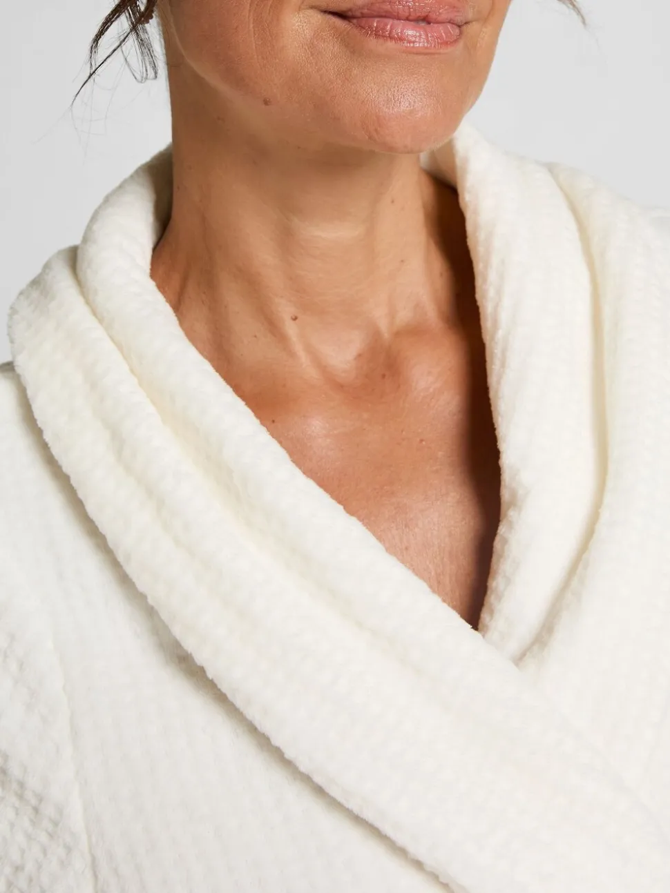Hunkemoller Short Flannel Fleece Embossed Dot White Robe