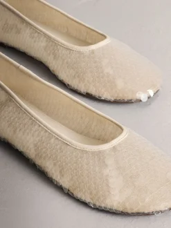 Ivoor - Forever Comfort® Round Toe Sequin Ballerina Flats