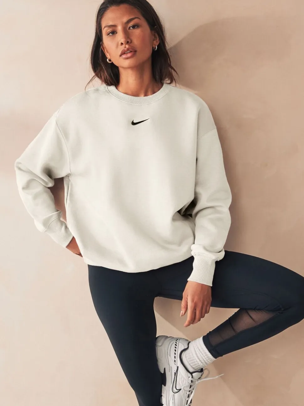 Ivoor - Nike - Oversized fleece sweatshirt met ronde hals