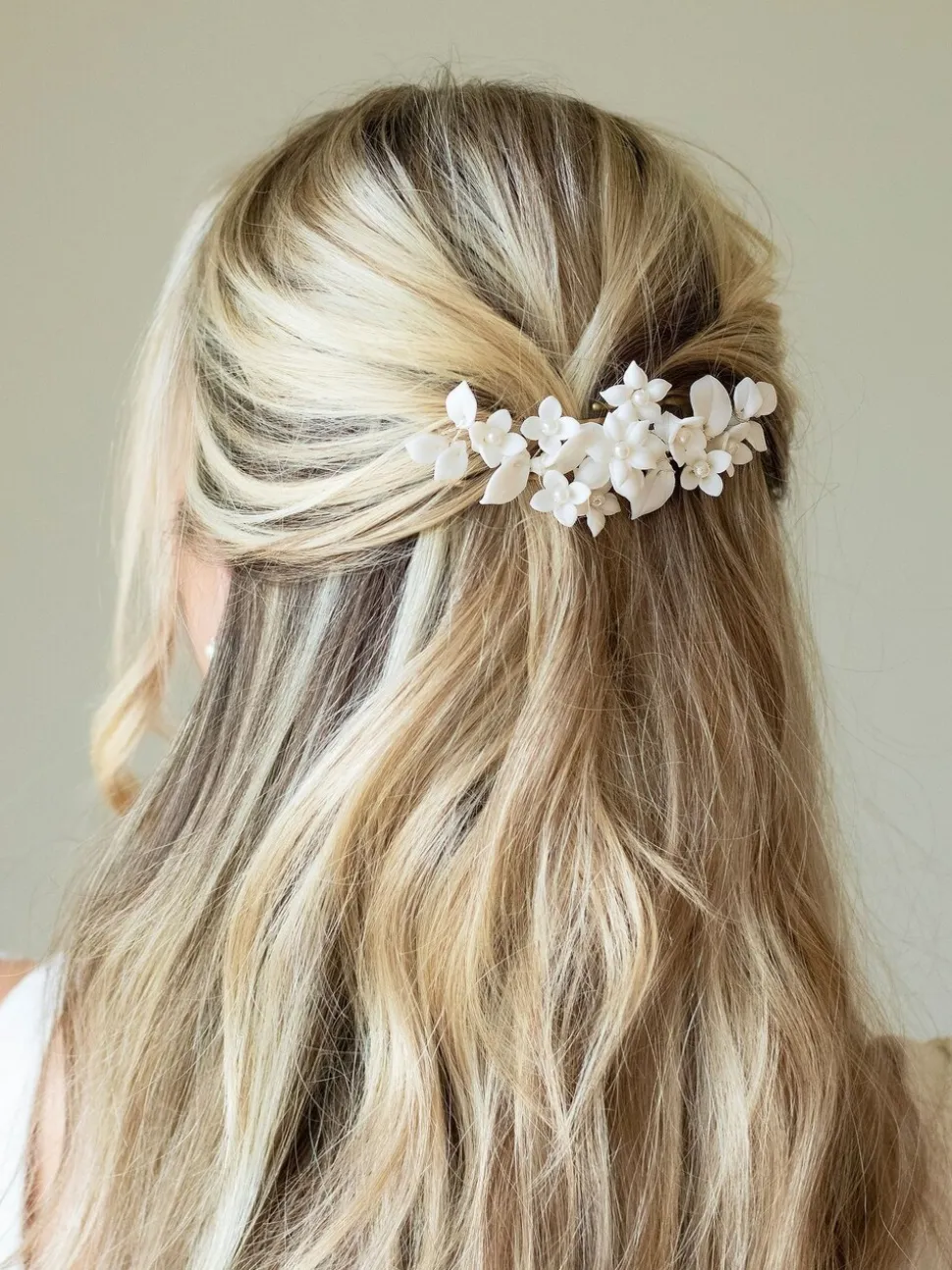 Ivory & Co Snowdrop haarspeld met mooie keramische bloemen