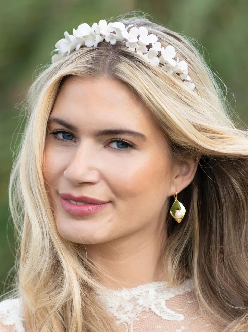 Ivory & Co Wildflower Dainty tiara met keramische bloemen