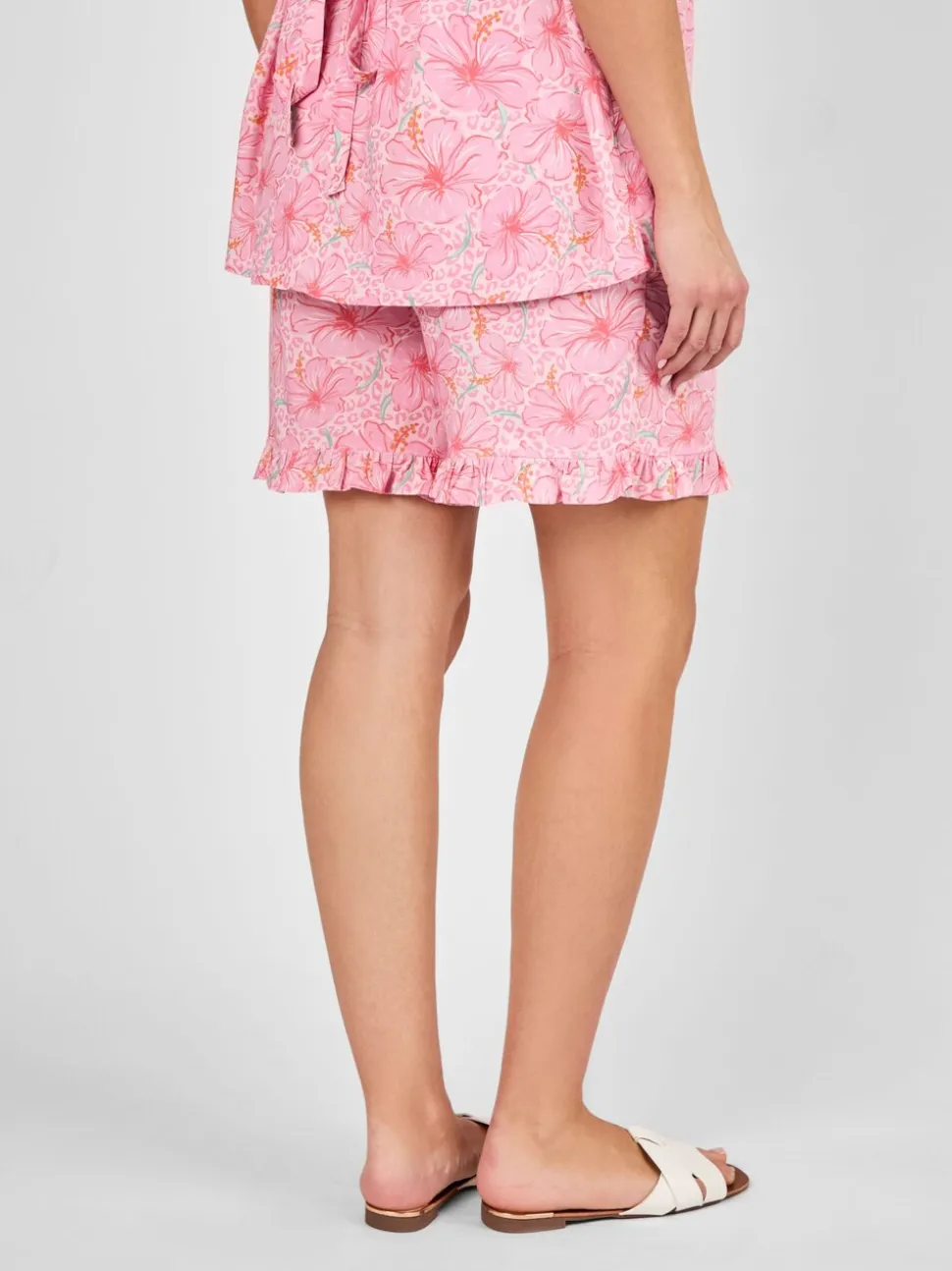 JoJo Maman Bébé Zwangerschapsshort met bloemenpatroon en ruches