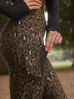 Kaki met dierenprint - Outdoor legging met fleecevoering en warme handgreep