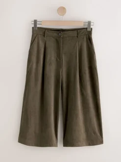 Kakigroen - Faux Suede Longline Shorts