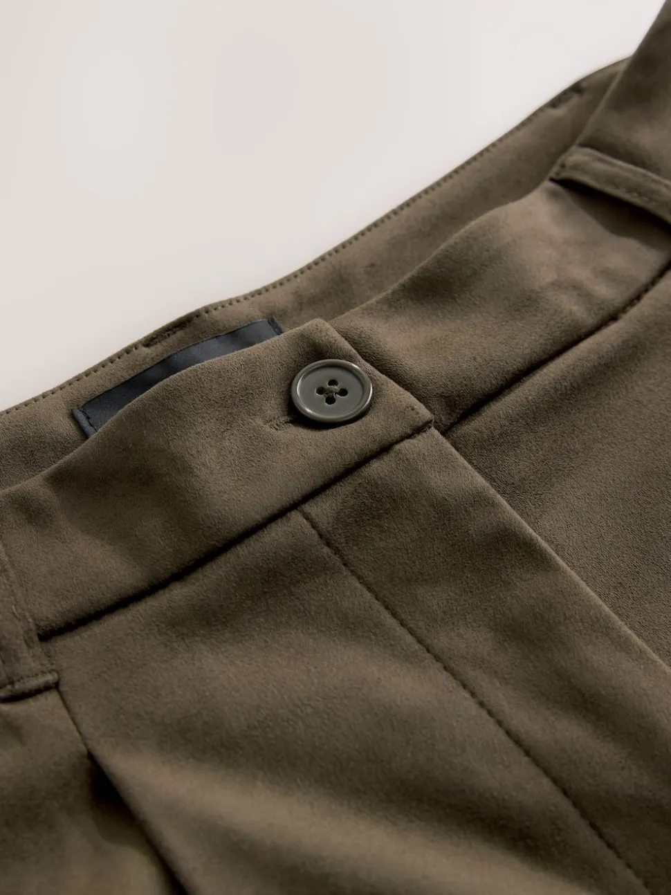 Kakigroen - Faux Suede Longline Shorts