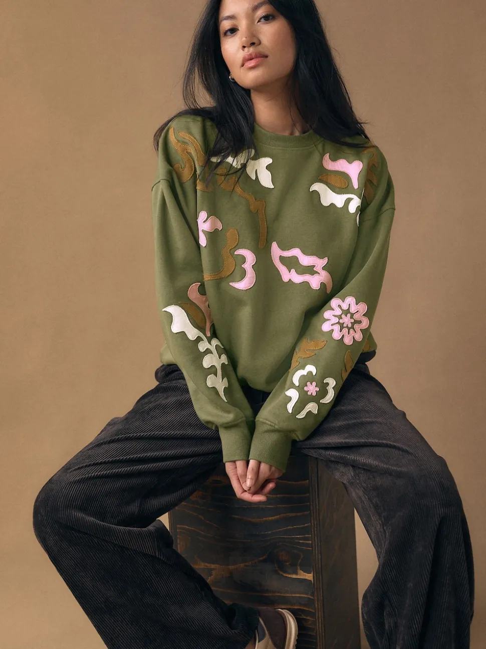 Kakigroen - Sweatshirt with Appliqué Details