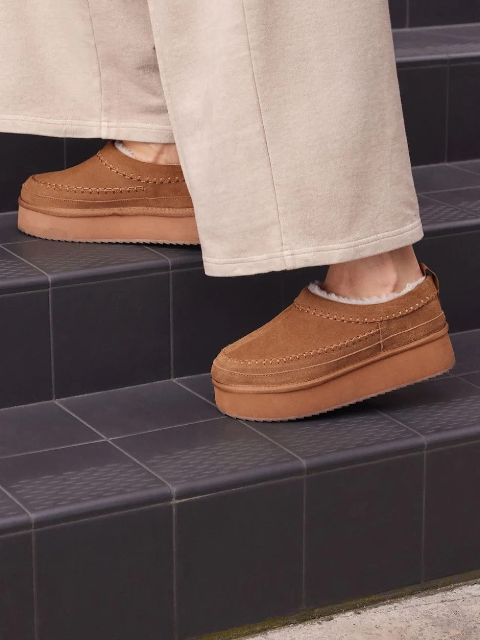 Kastanjebruin - Leather Cosy Borg Lined Slip-On Shoes