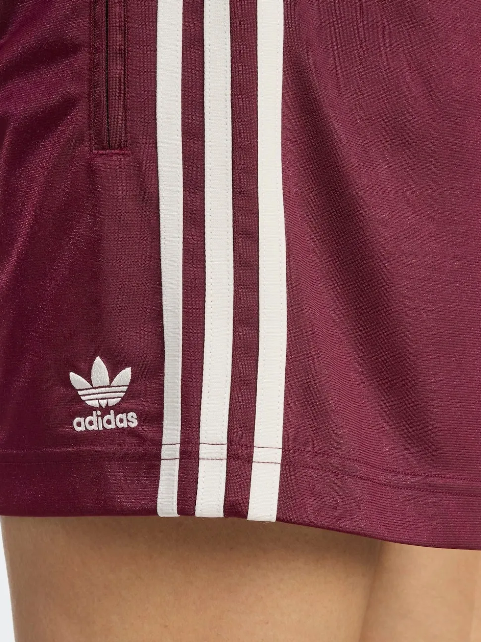 Kastanjebruinrood - Adidas Original Firebird shorts