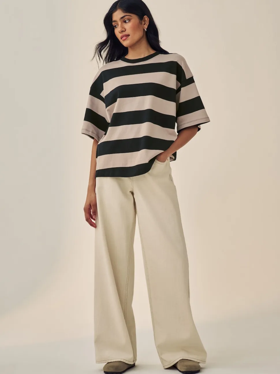 Kiezelkleurige neutrale streep - Boxy oversized T-shirt met relaxte pasvorm van zware stof en ronde hals