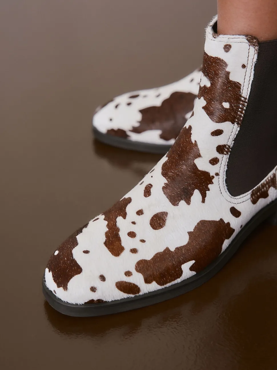 Koeienprint leer - Forever Comfort® Chelsea-enkellaarzen