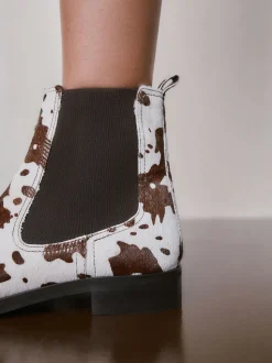 Koeienprint leer - Forever Comfort® Chelsea-enkellaarzen