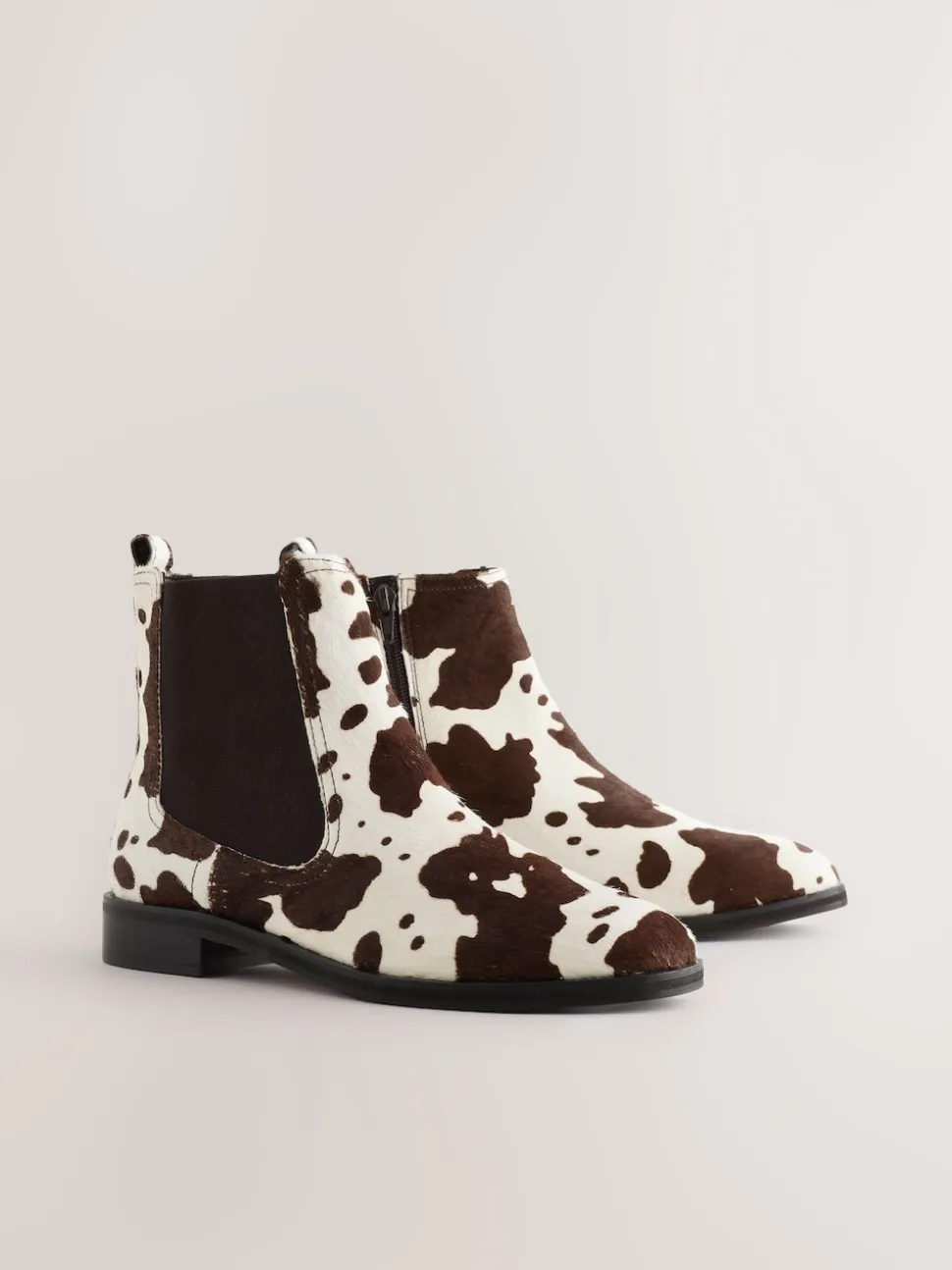 Koeienprint leer - Forever Comfort® Chelsea-enkellaarzen