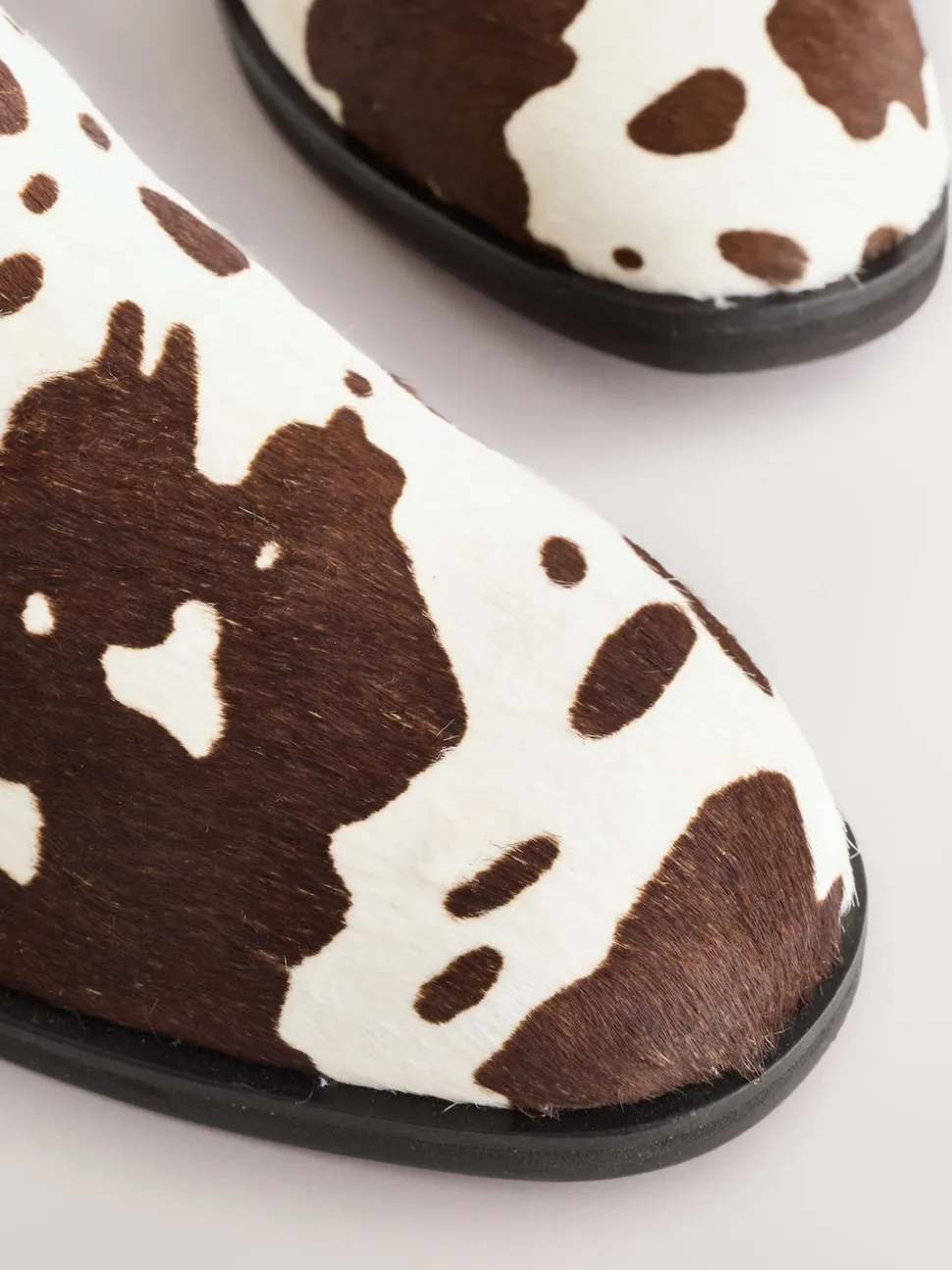 Koeienprint leer - Forever Comfort® Chelsea-enkellaarzen