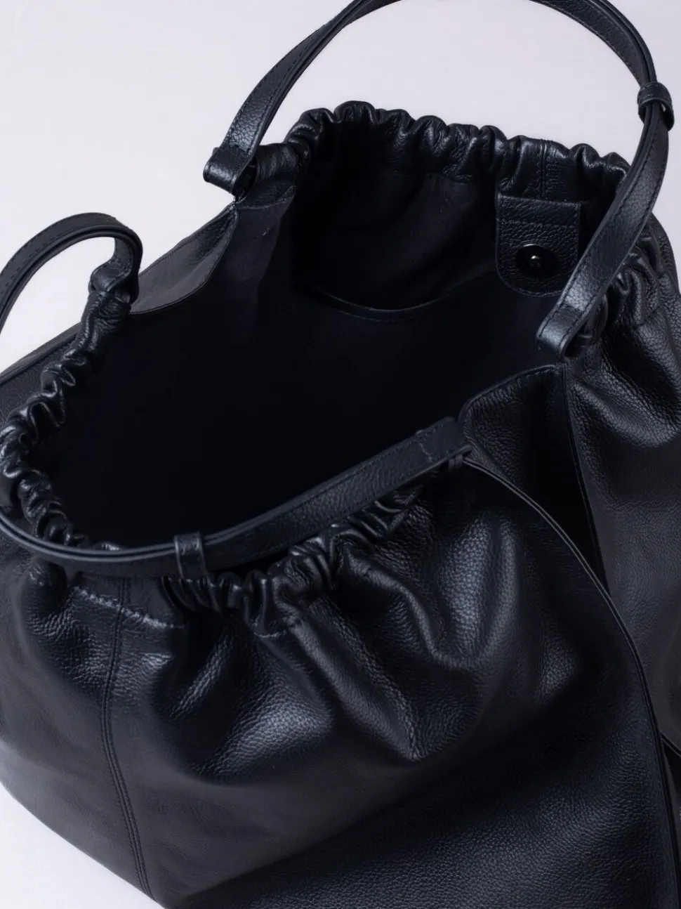 Lakeland Leather Newland Slouch Tote Bag