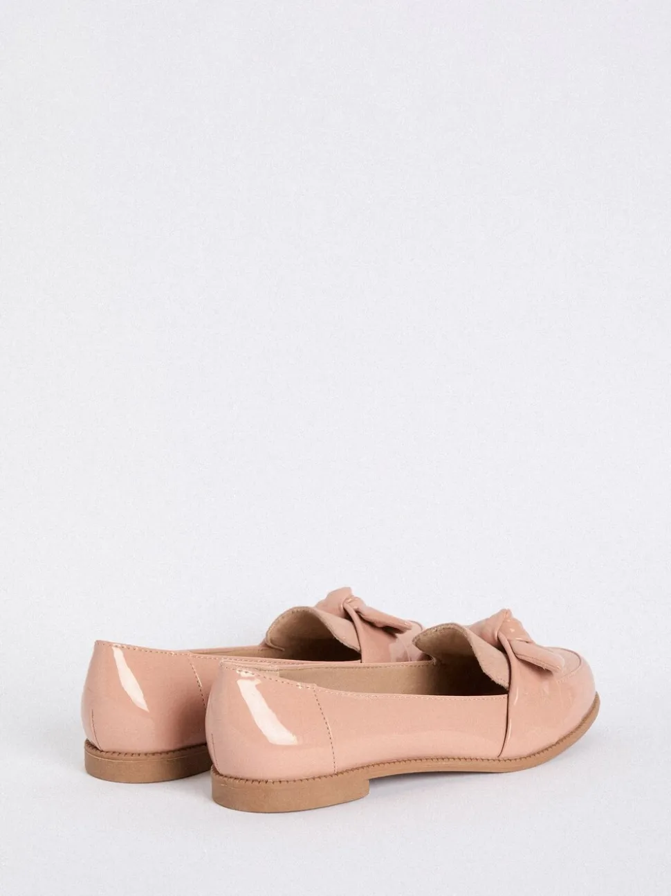 Licht beige - Friends Like These Comfort Bow Faux Leather Patent Loafers