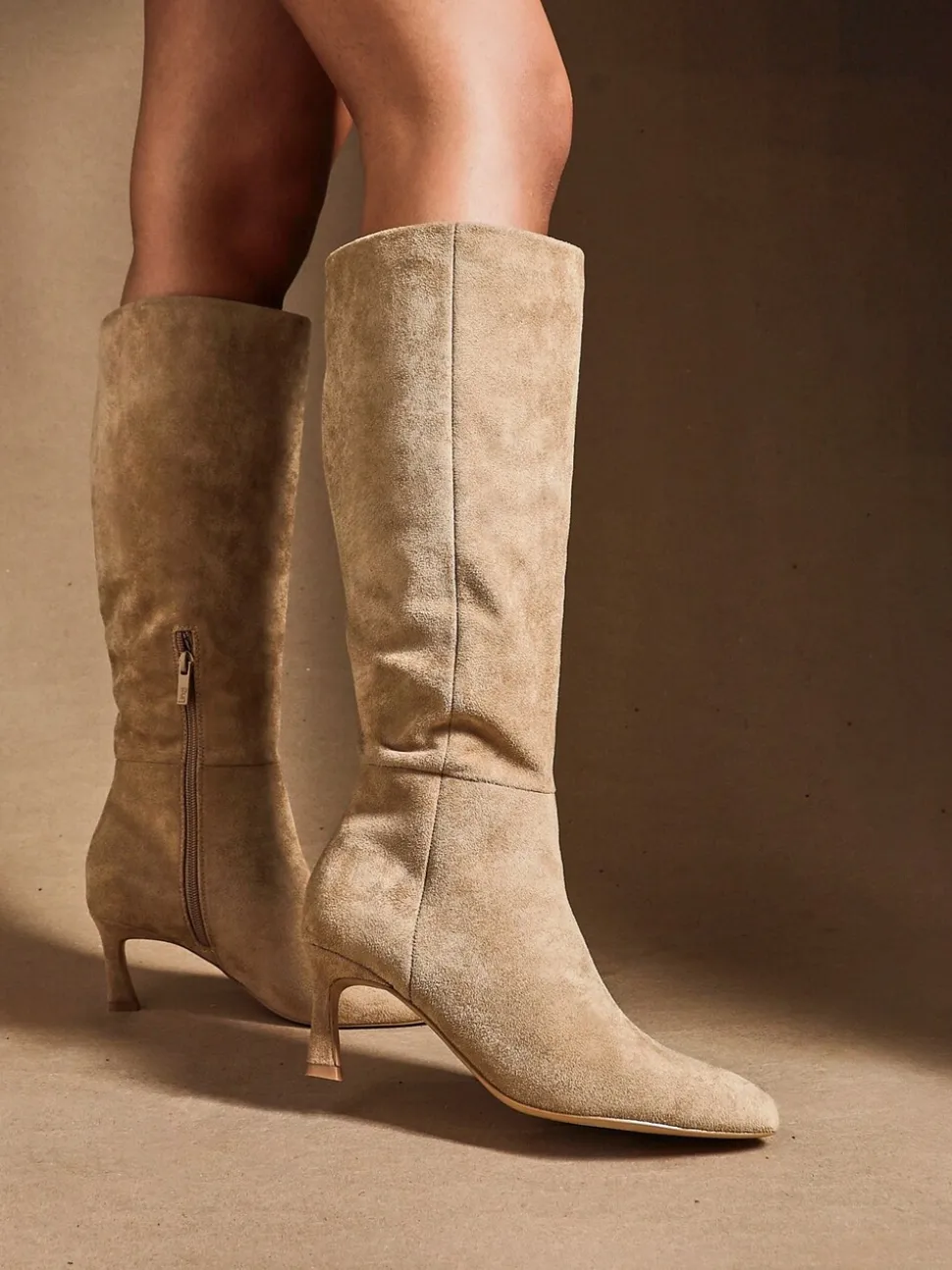 Licht beige - Linzi Rush Pointed Toe High Leg Stiletto Boots