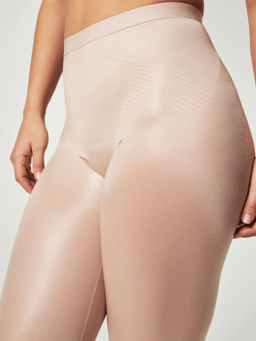 Licht beige - SPANX SPANXshape™ Onzichtbare Legging Zonder Voeten