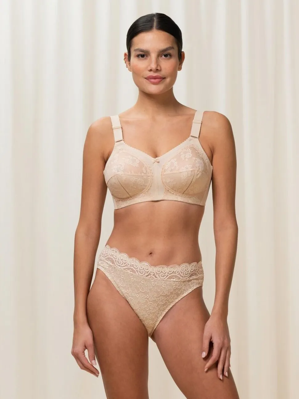 Licht beige - Triumph - Doreen - Beugelloze beha