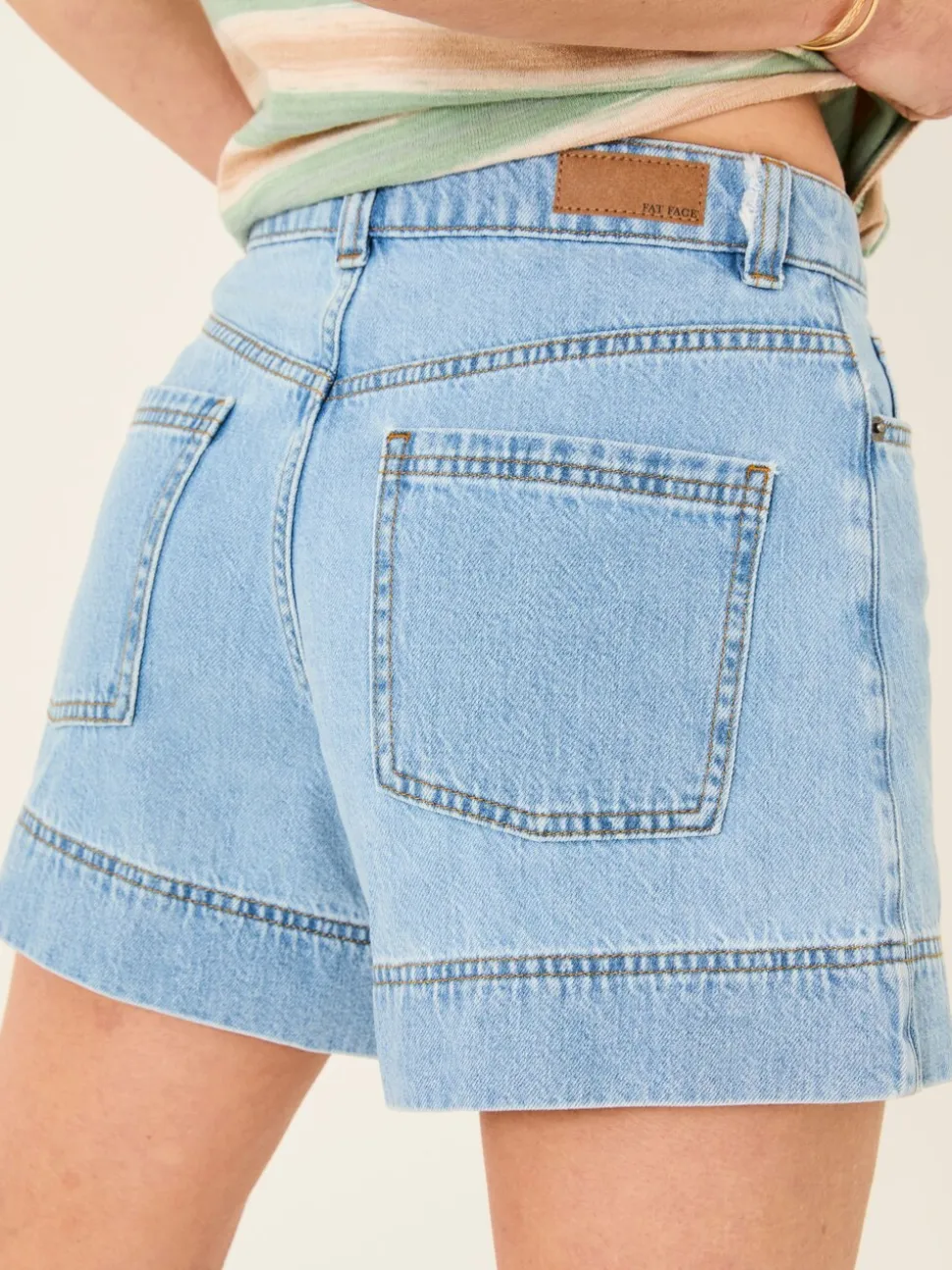 Lichtblauw vintage - FatFace 100% katoenen denim shorts