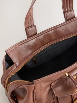 Lichtbruin - Charm Buckle Hand Held Bag