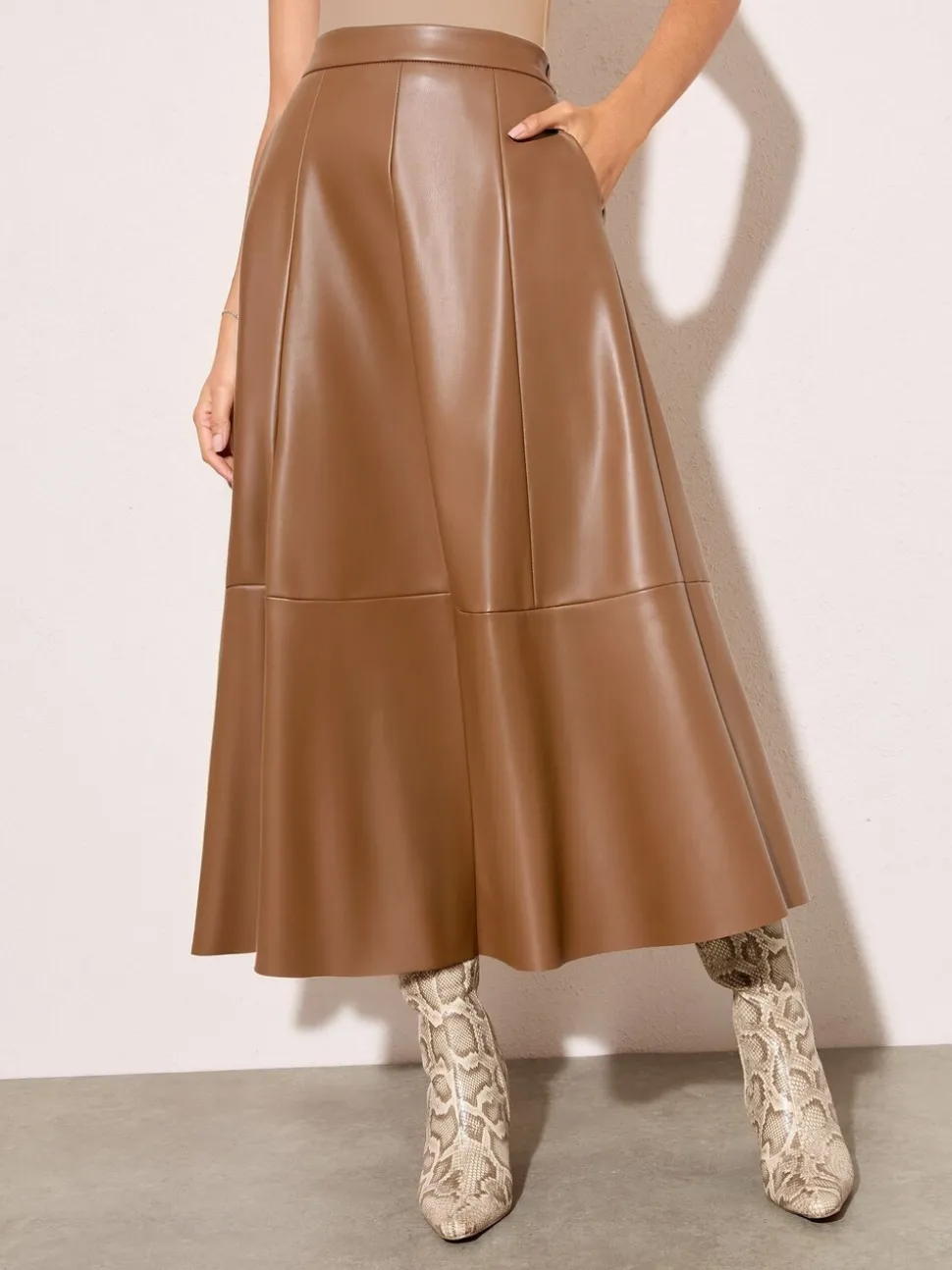 Lichtbruin - Friends Like These Faux Leather Midi Skirt