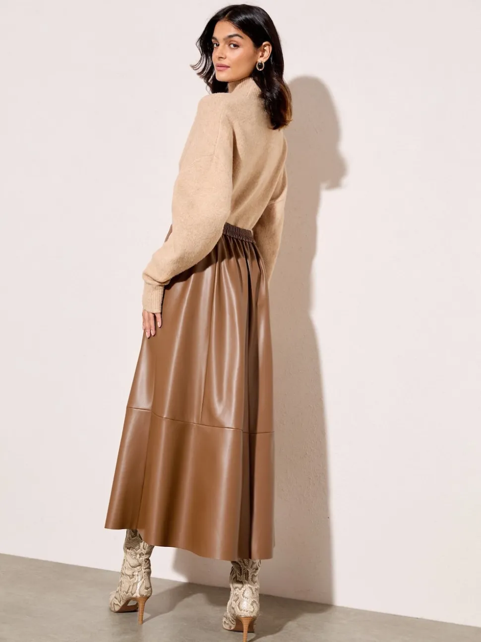 Lichtbruin - Friends Like These Faux Leather Midi Skirt