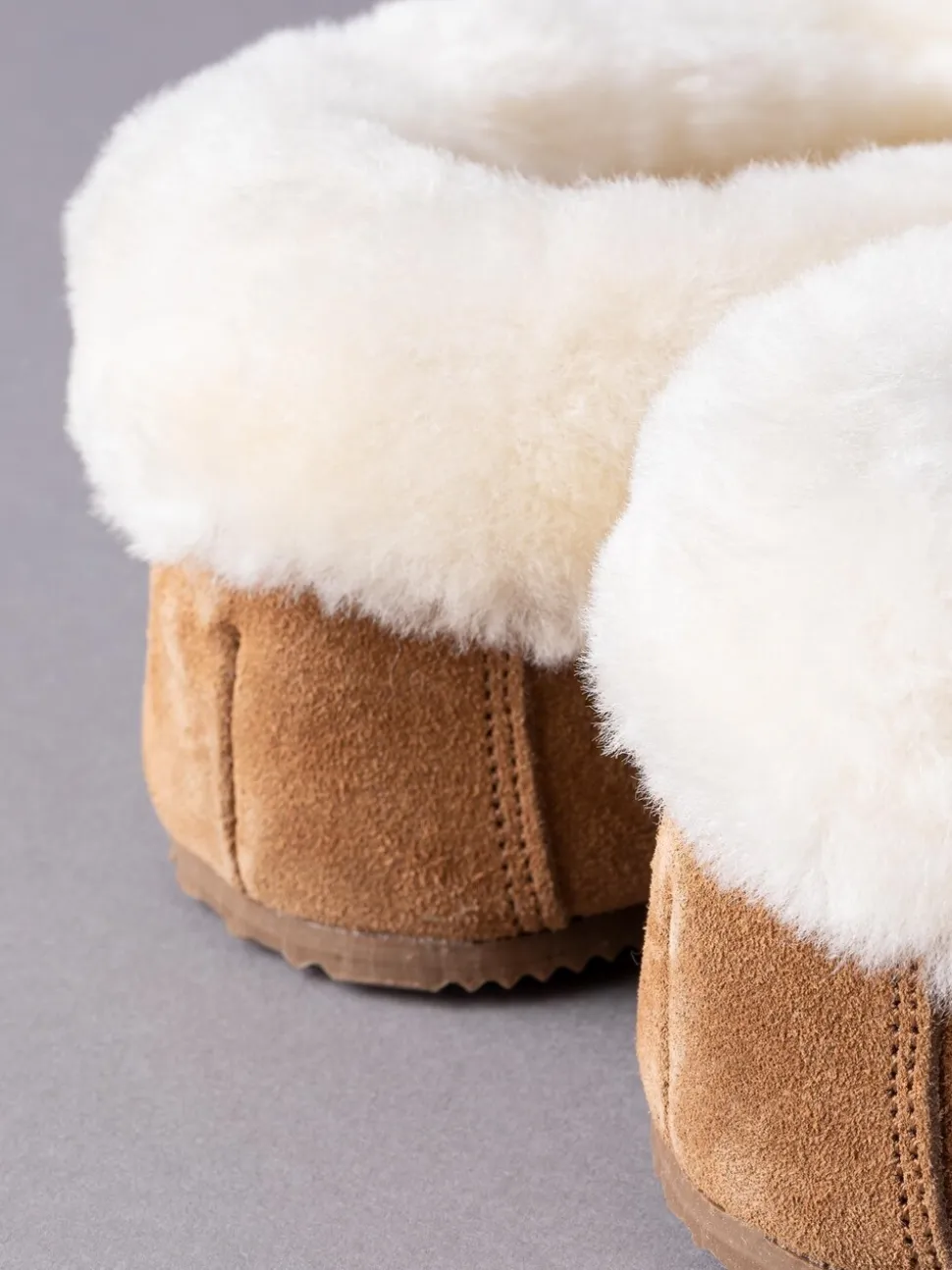 Lichtbruin - Lakeland leren mocassins met schapenvacht voor dames