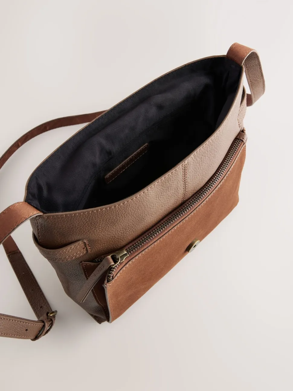 Lichtbruin - Leren messenger-tas met vak