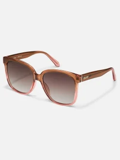 Lichtbruin - QUAY Wide Awake Sunglass