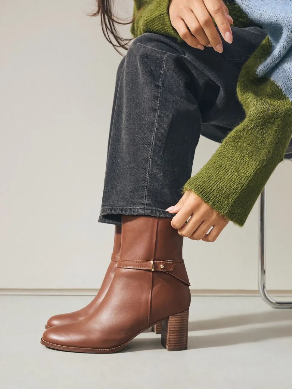 Lichtbruin leer - Forever Comfort® Hardware Trim Ankle Boots