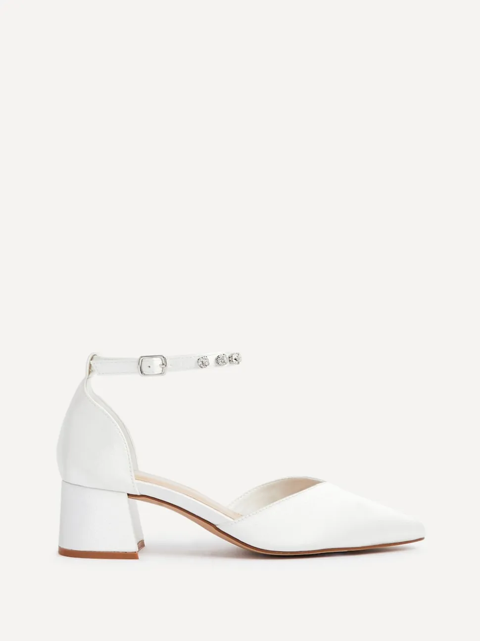 Linzi Bridal Jordanna pumps met lage blokhak en versierd enkelbandje