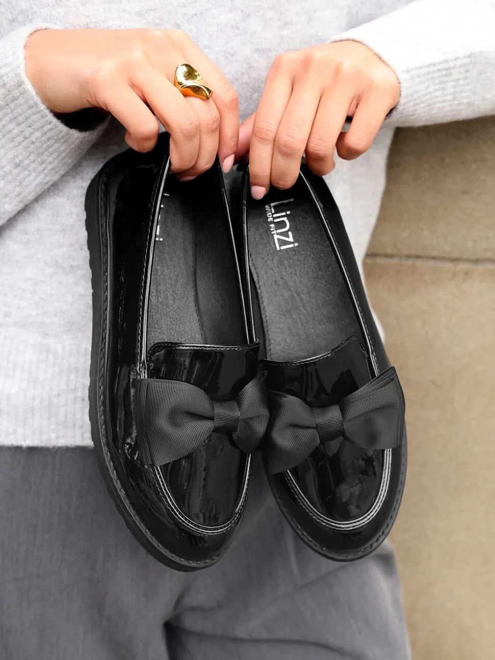 Linzi Wide Fit Violetta Classic Slip-On Loafers With Fabric Bow Detail