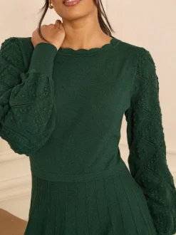 Love & Roses Scallop Knitted Mini Dress