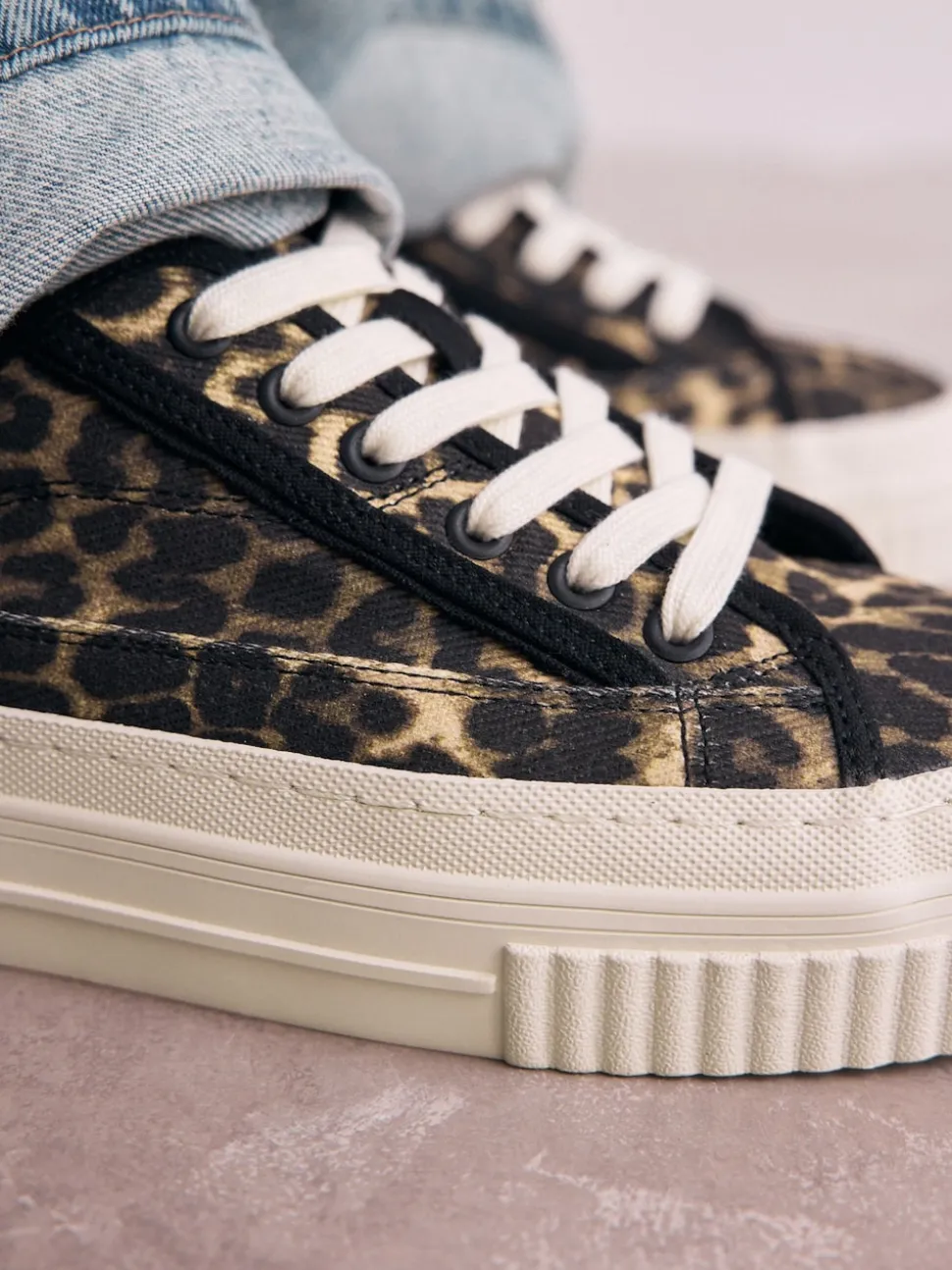 Luipaard - Canvas Chunky Baseballsneakers met Vetersluiting