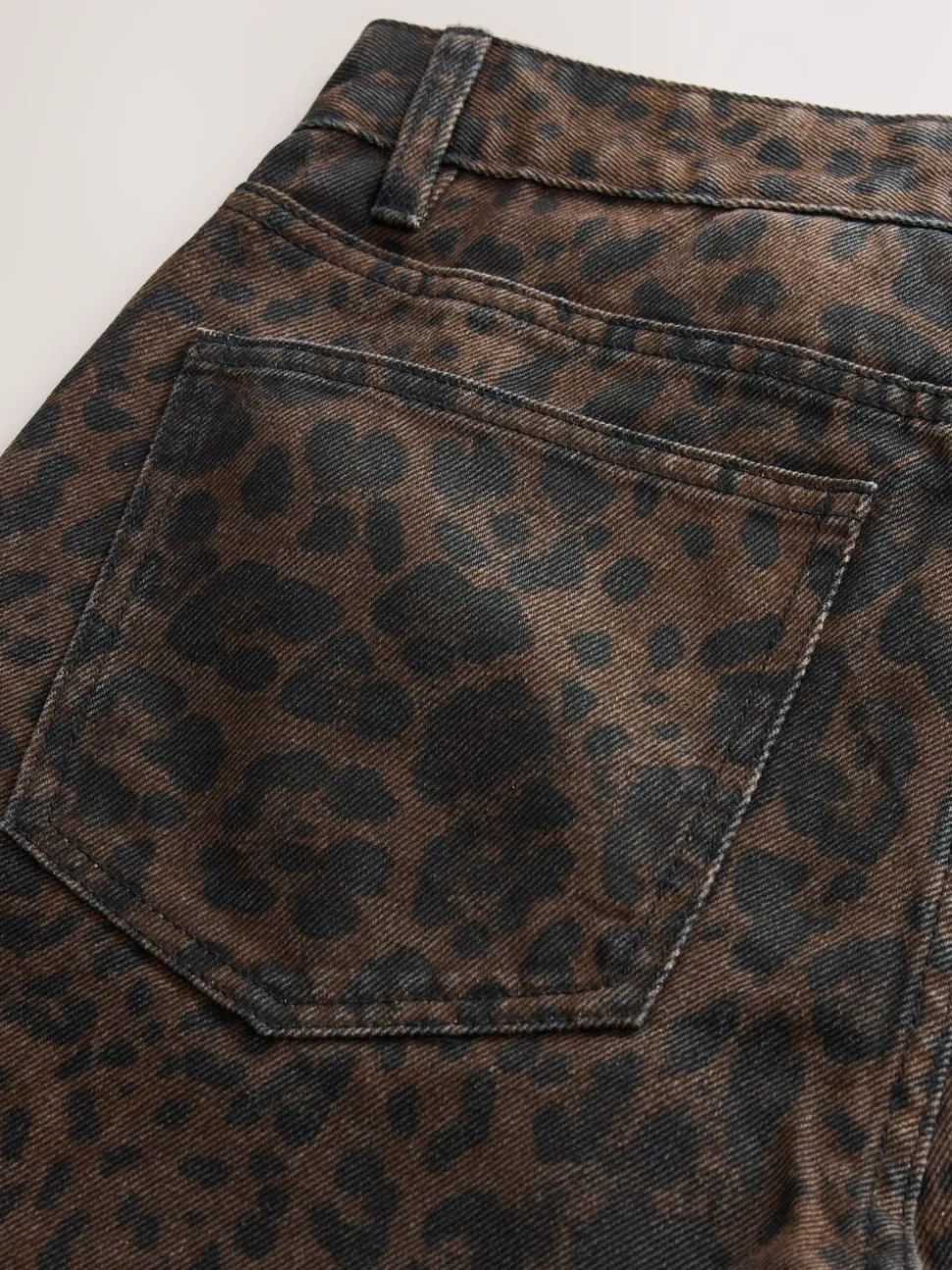 Luipaardprint - Jeans met wijde pijpen