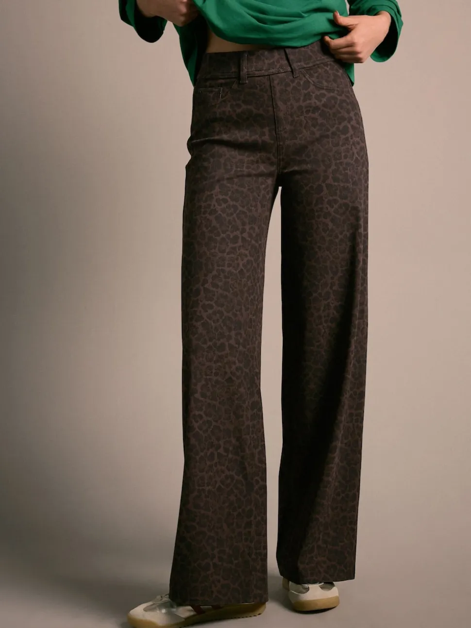 Luipaardprint - Jersey denim broek met wijde pijpen