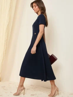 Marineblauw - Friends Like These Getailleerde midi-jurk met tabdetail en korte mouwen