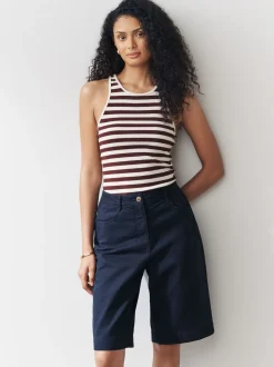 Marineblauw - Knielange short