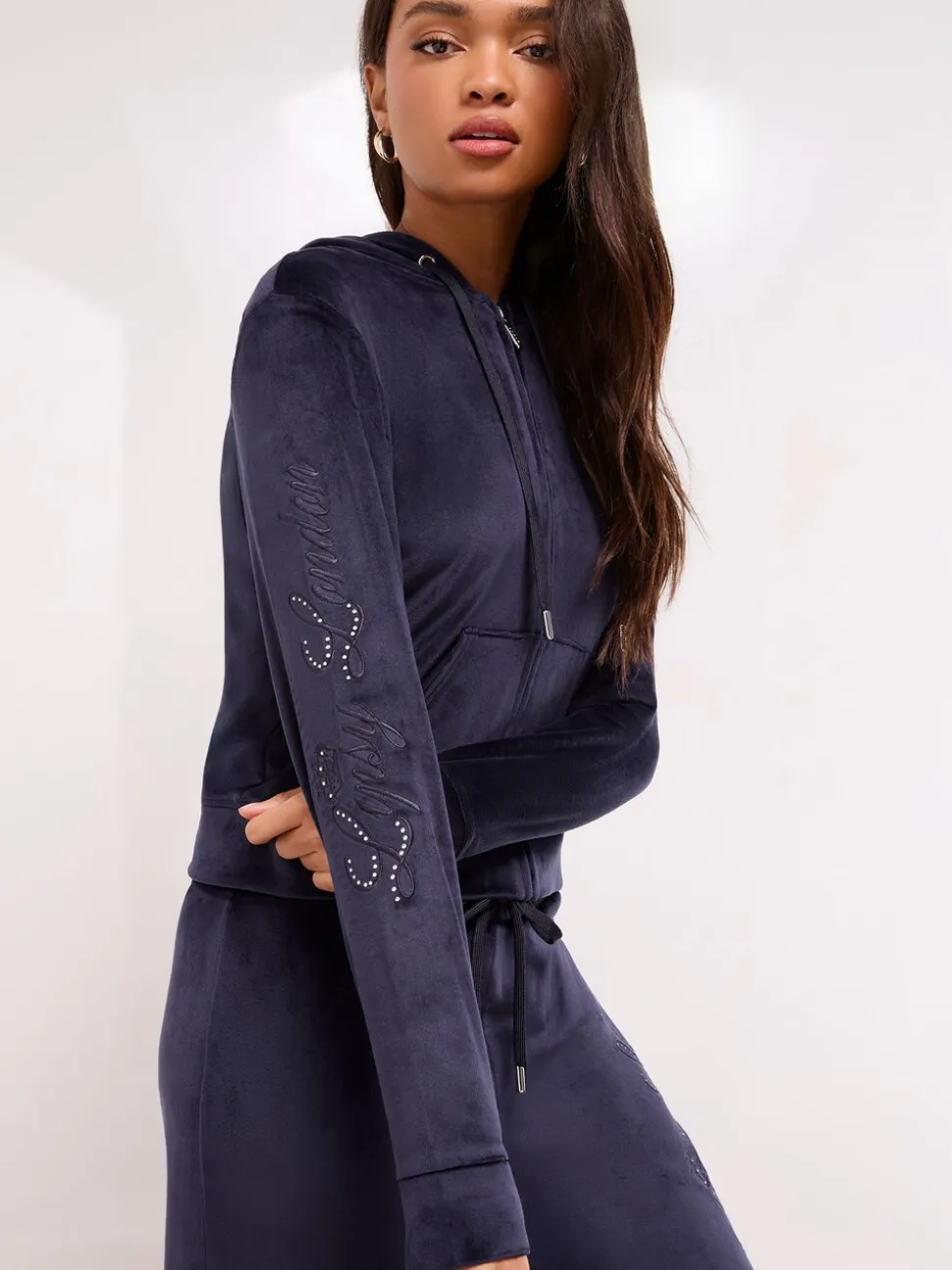 Marineblauw - Lipsy - Geborduurde velours hoodie met rits