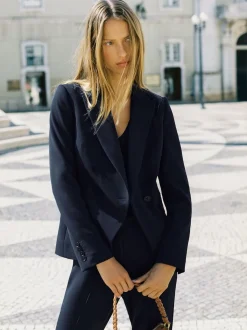 Marineblauw - Reiss Gabi maatsnit-kostuumblazer met enkele knoopsluiting