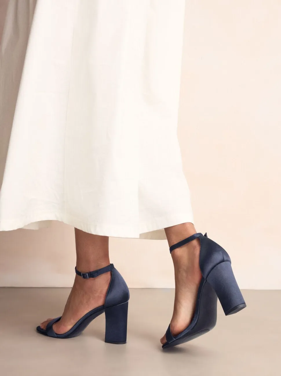 Marineblauw - Sandalen met blokhak