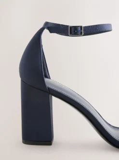 Marineblauw - Sandalen met blokhak