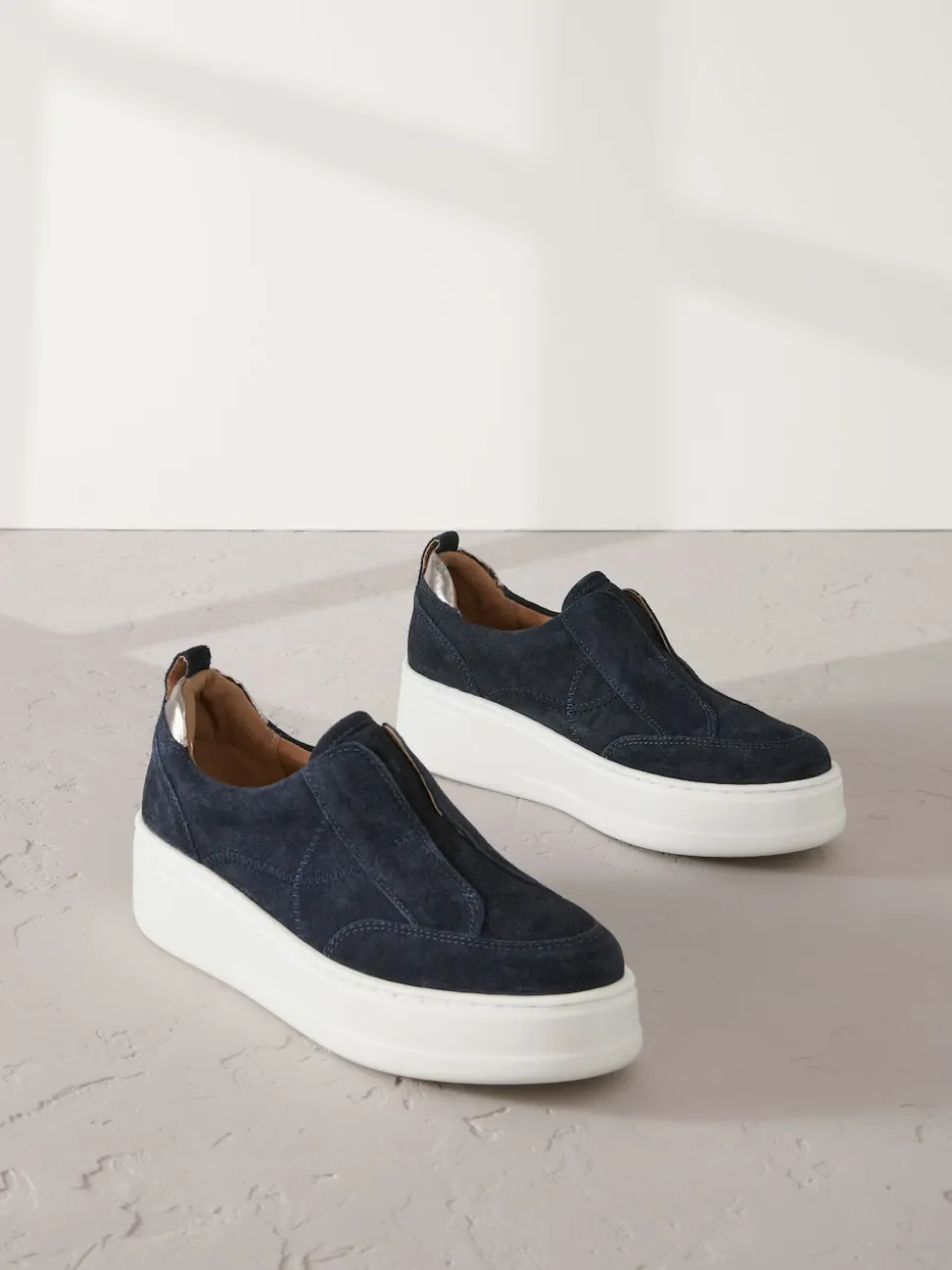Marineblauw - Signature leren instapsneakers met dikke zool en plateauzool