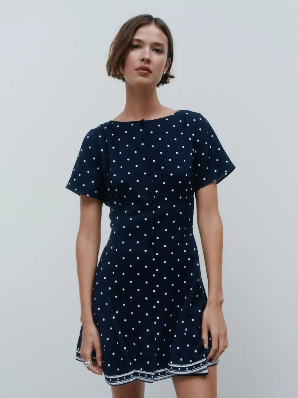 Marineblauw blauw gestippeld - Mini-jurk met strikceintuur