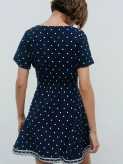 Marineblauw blauw gestippeld - Mini-jurk met strikceintuur