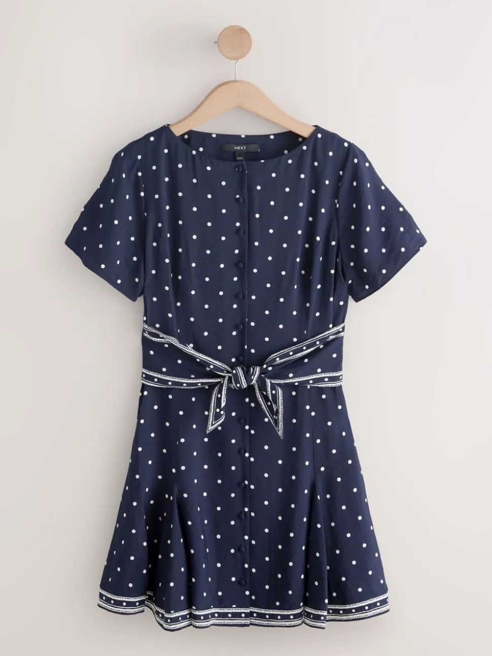 Marineblauw blauw gestippeld - Mini-jurk met strikceintuur