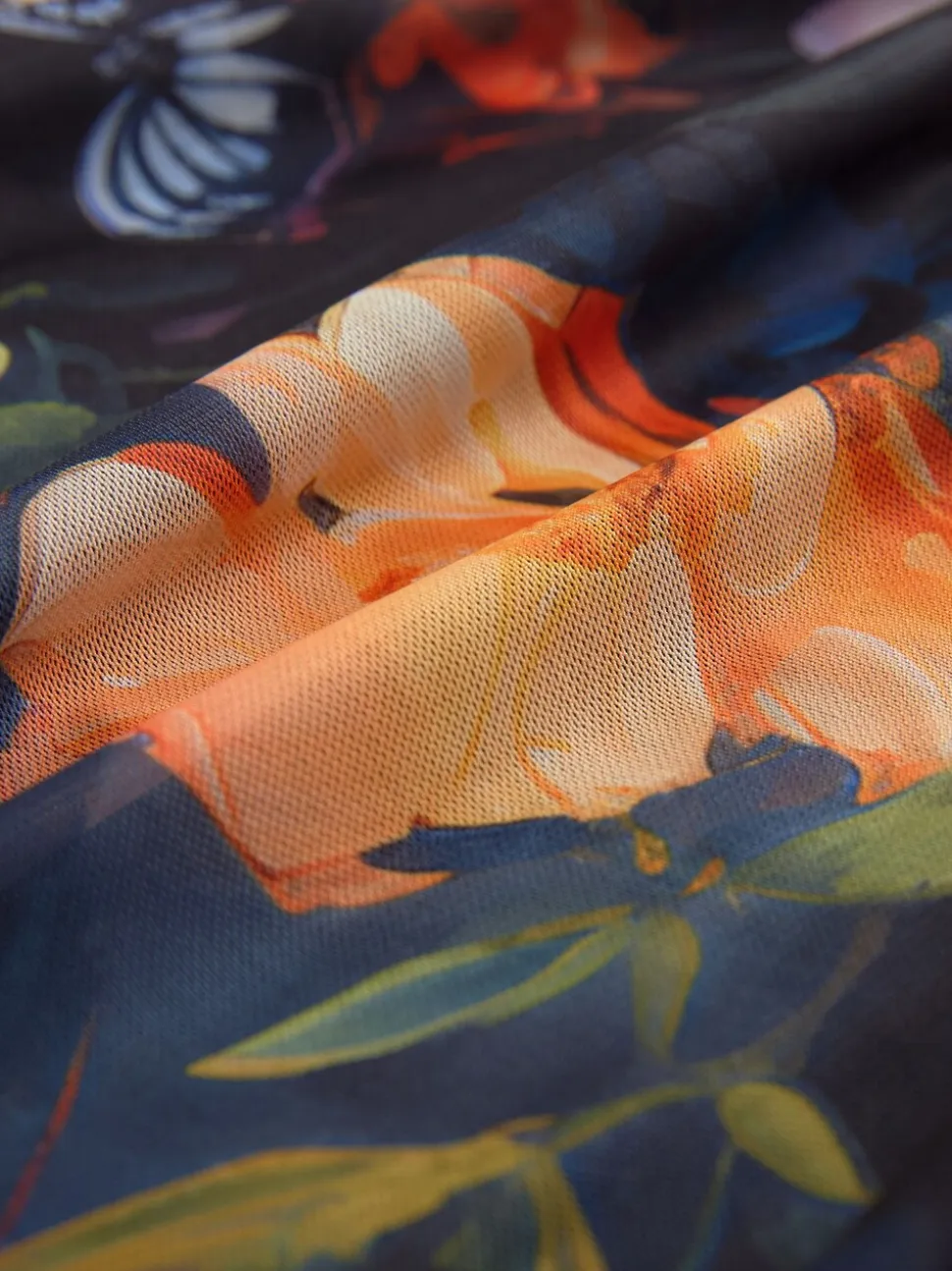 Marineblauw met bloemenprint - Halflange geplooide mesh gelegenheidsmaxi-jurk met print en V-hals
