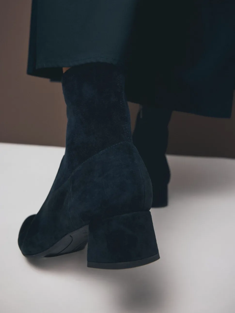 Marineblauw suède - Motionflex Sokkenlaarzen met Blokhak