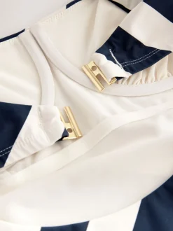 Marineblauw/roomkleurig chevron - Buikcorrigerend DD+ badpak met beugels en ronde hals